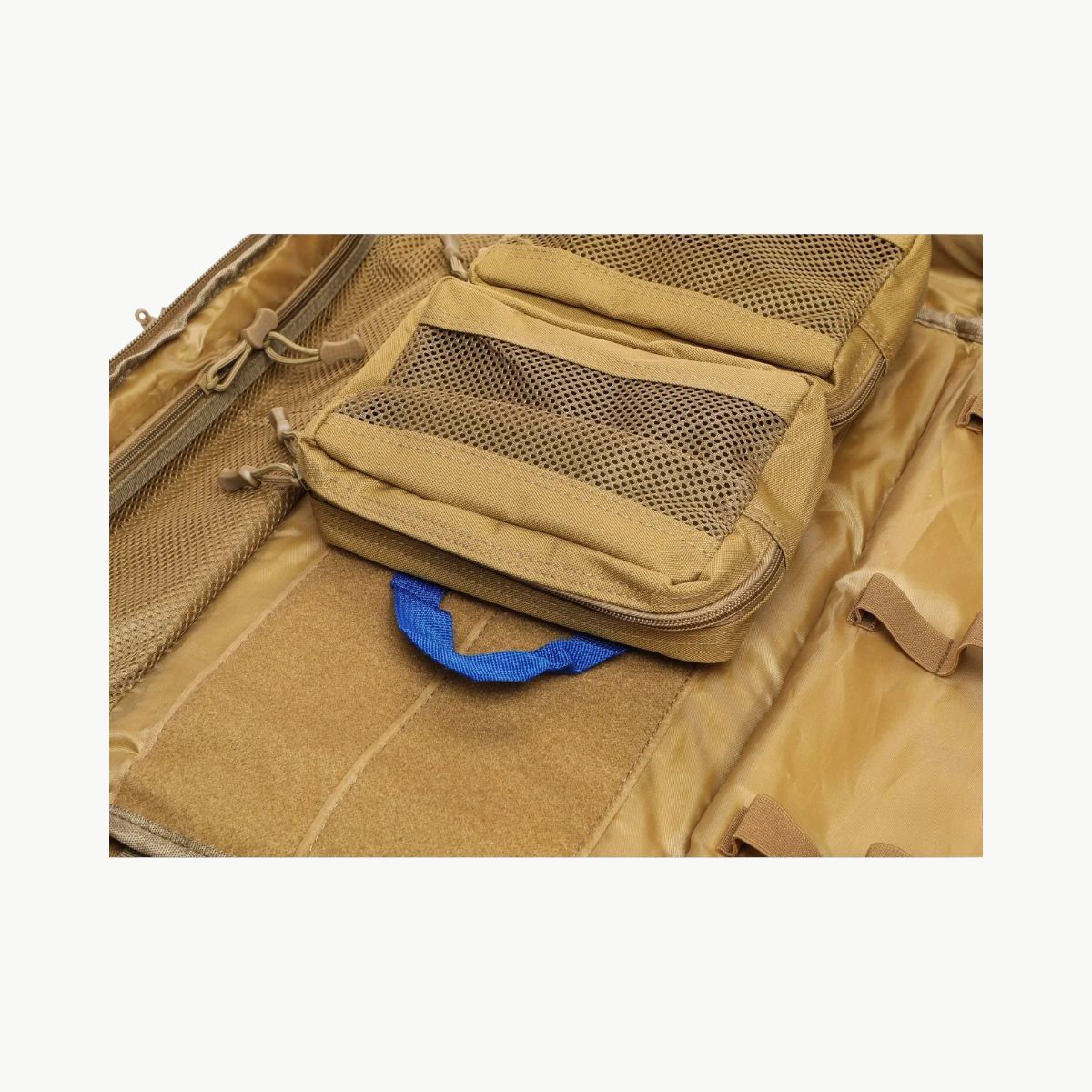Sac de randonnee tactique kaki vue poches internes